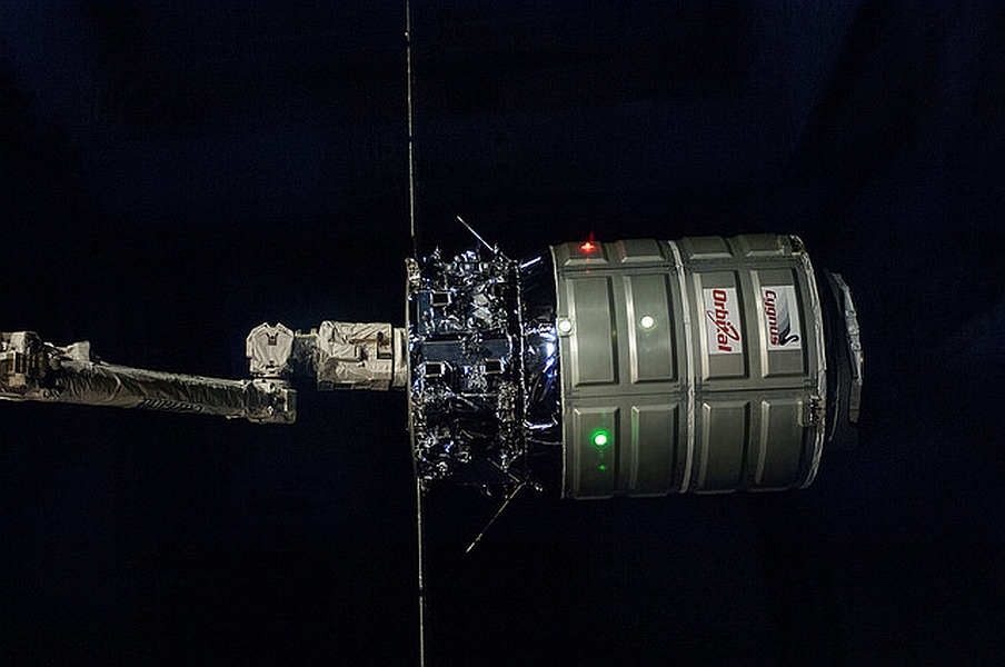 Cygnus ISS arm