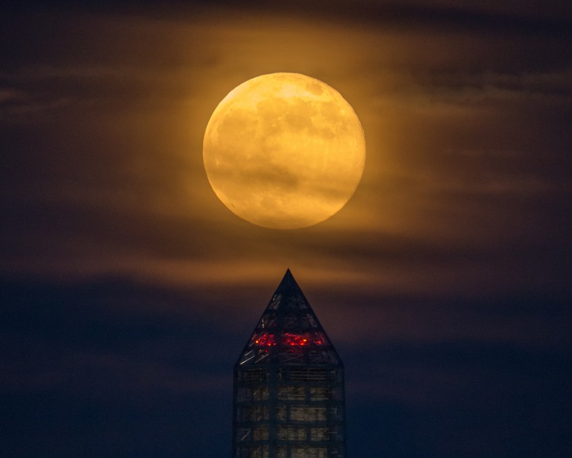 Biggest Supermoon 2022: Here's How View It! Best Tricks To Make Your Moon Photos Instagrammable 