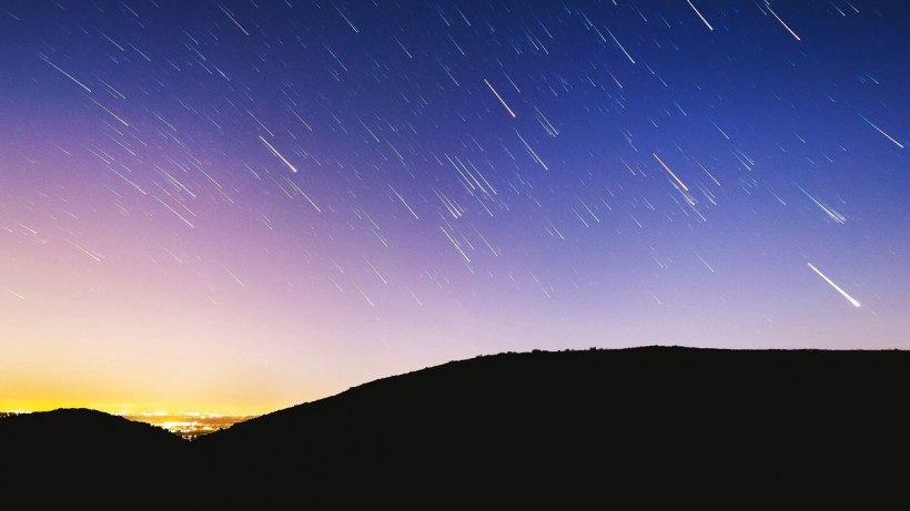 How to Make The Most Out Of April's Lyrid Meteor Shower
