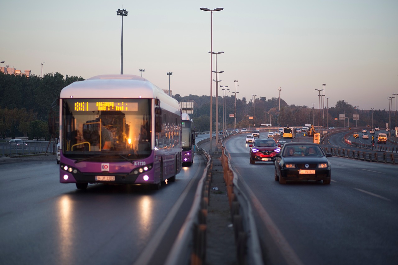 Bus-focused Tech Offers a Fast Lane for Investors
