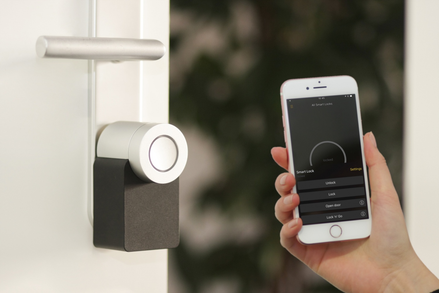 Top 5 Devices You'll Need To Call Your Home a 'Total Smart Home'