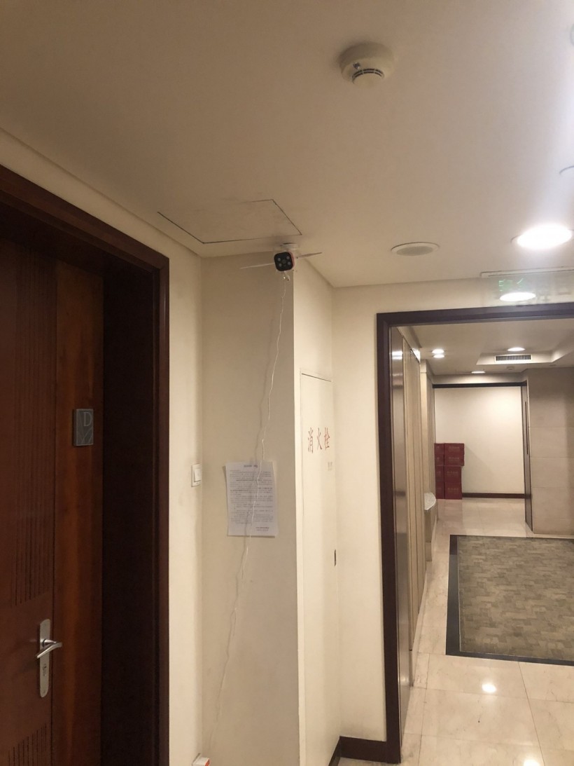 Police installs surveillance cameras in front doors