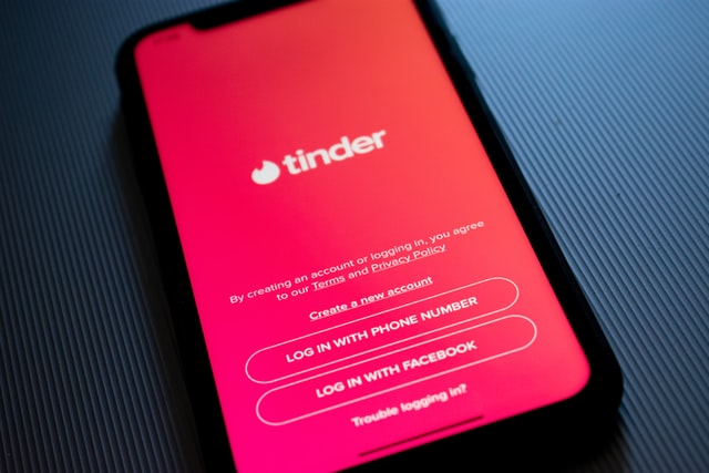 Tinder Date Fatally Stabbed By A Utah Man Hours After Meeting; The Increased Conversation Risks The Use Of Tinder During The Pandemic