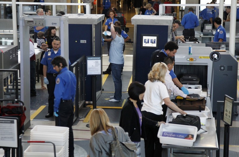 Trans travellers face 'invasive' airport security at Thanksgiving