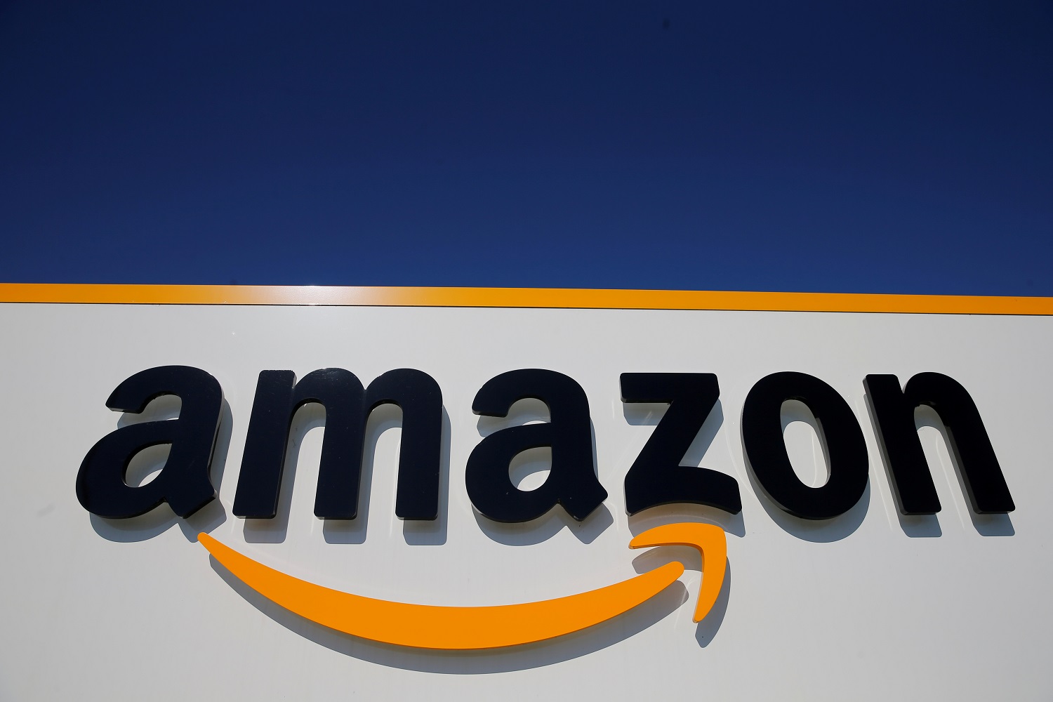 Amazon Bans Police From Using Facial Recognition Technology for One ...
