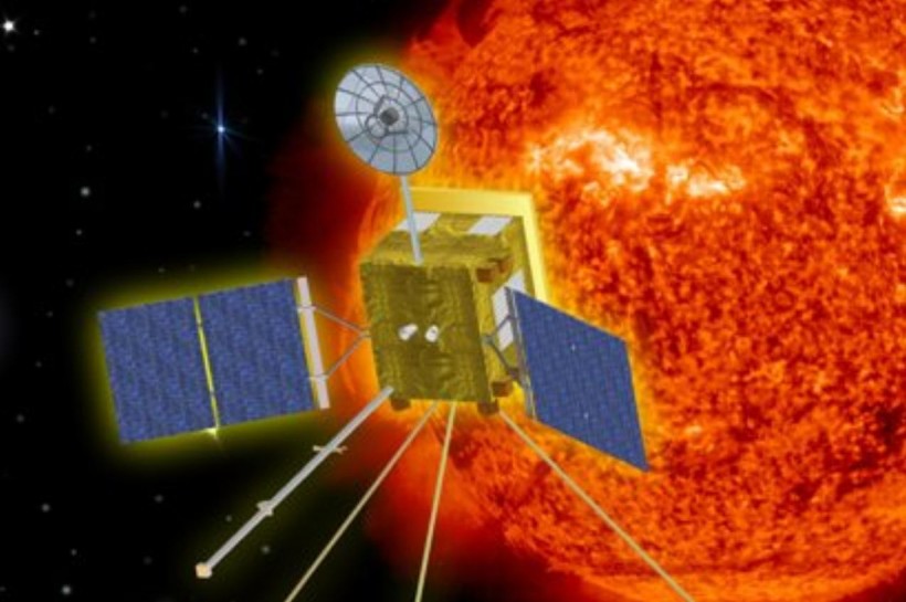 The Solar Orbiter circling the Sun