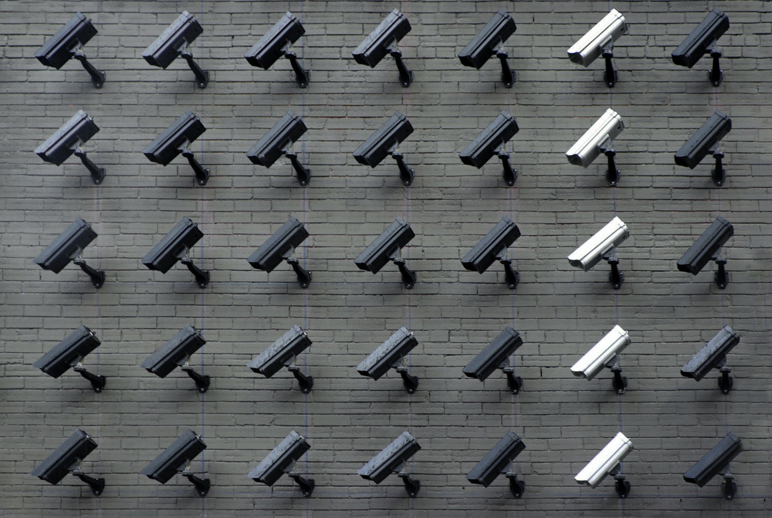 Where is it Legal to Install Surveillance Cameras? Here's Top 5 Amazon Security Cameras 