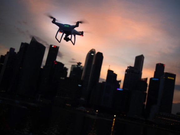 [VIRAL] Singapore Launches 'Fried Chicken Drone Delivery'; How to Order One? 