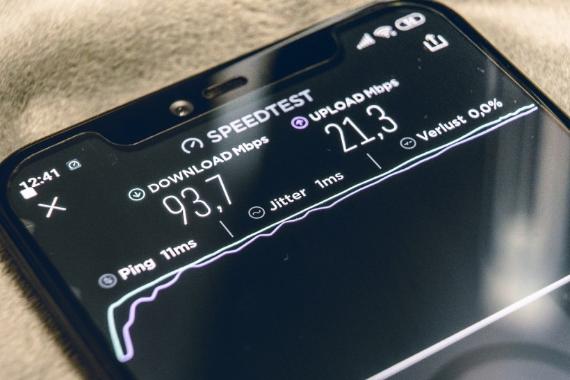 T-Mobile, AT&T Contest Annual 4G Speed Test 