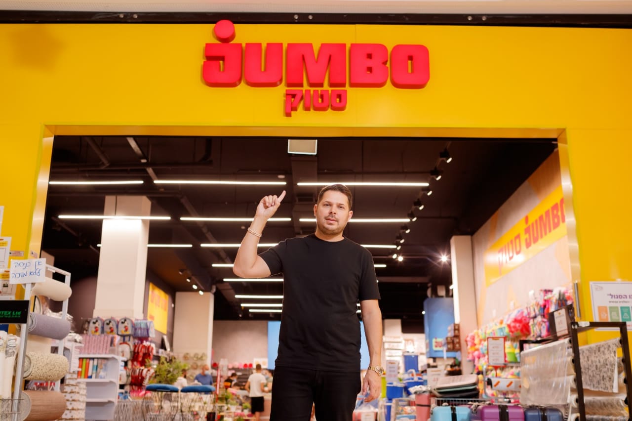Roy Vanono: "I founded Jumbo Stock to help people gain access to the highest quality products at the best prices."