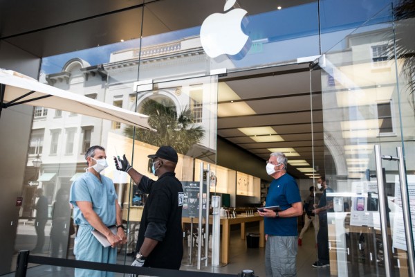 Apple creates a face mask for its employees