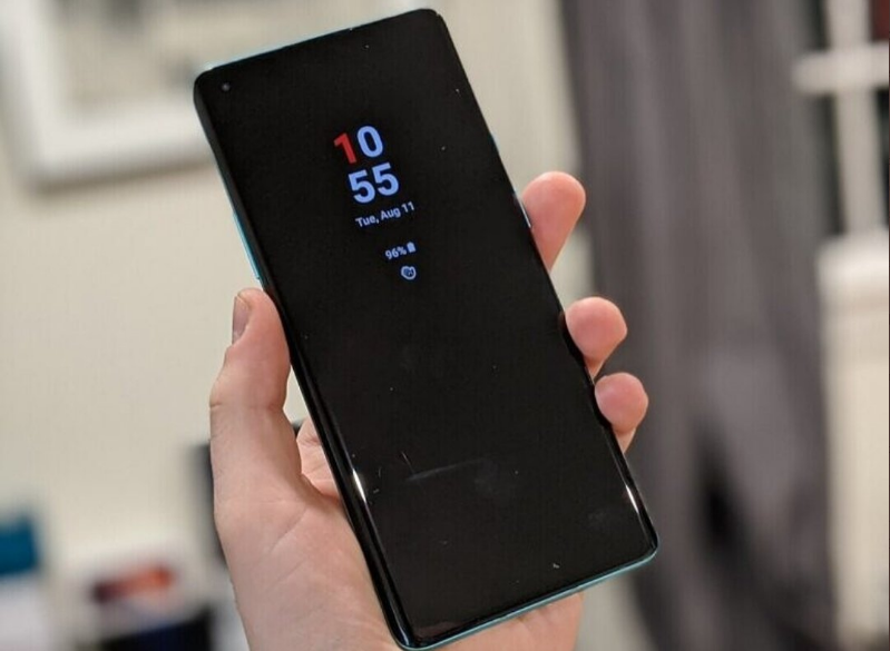 OnePlus is Now Rolling Out Stable OxygenOS 11; Here's How to Install It on Oneplus 8 and Oneplus 8 Pro