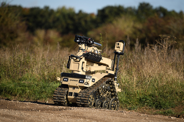 UK Armed Top General Says 30,000 Robots Will British Army! Will They Really Fight? | Tech Times