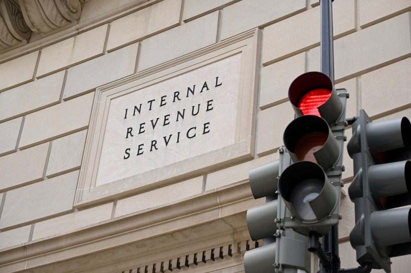 IRS warns about stimulus check phishing scam