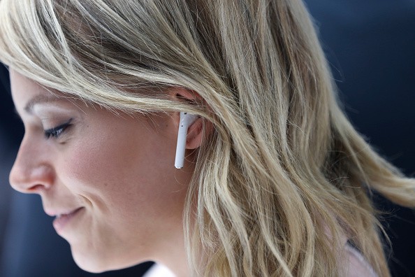 Apple's Future AirPods and Headphones Could Have Bio-Authentication Sensors; Detection of Jaw and Tongue Movement Might be Possible! 