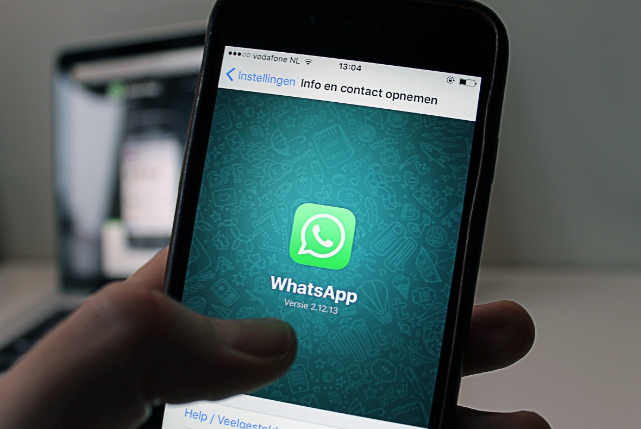 WhatsApp to Cut Out Older iPhone and Android Phones This Coming January 1: Here's a List
