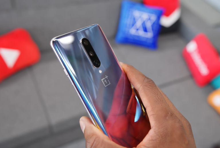 OnePlus 8 and OnePlus 8 Pro Update OxygenOS 11.0.3.3 Review: Here's What You'll be Getting