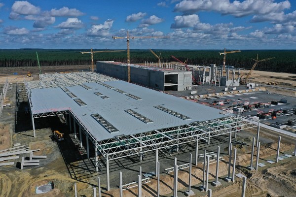 Vistas aéreas del nuevo sitio de construcción de la gigafábrica