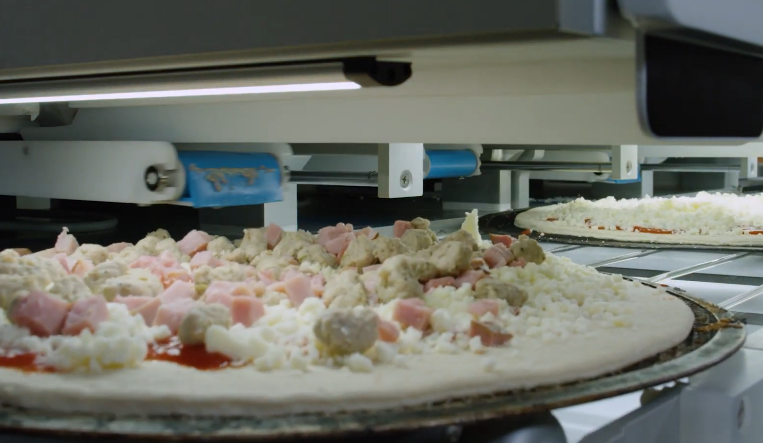 Picnic Pizza System: Pizza Making Robot Helped Company Sell Over 500 Pizzas with Less than 1% Food Waste at Previous CES