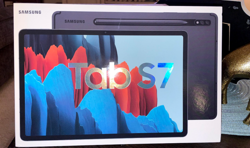 Which One is Better? iPad Pro 2021 or Samsung Galaxy Tab S7? Here are Their Specs 