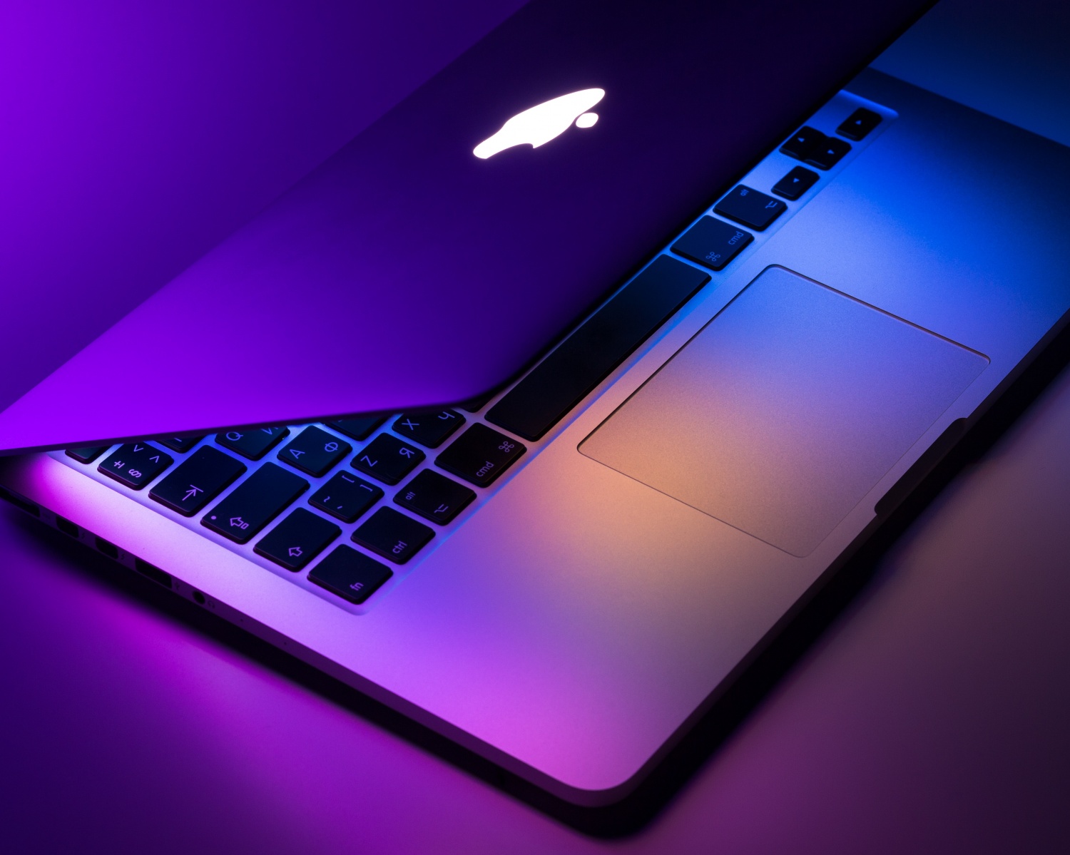 New Apple Mac Malware Detected 'Silver Sparrow' Targets Intel and M1 Macs