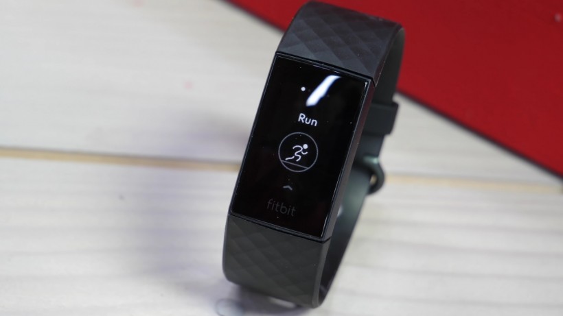Fitbit更新:收取4乐队可以看到血氧饱和度水平