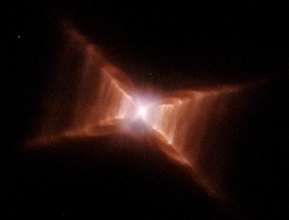 NASA Hubble Identifies Why Red Hypergiant Star, 300,000 Brighter Than Sun, Suddenly Fades