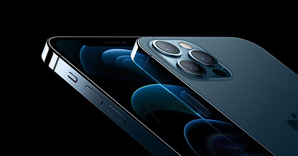 Asus ROG Phone 5 vs. iPhone 12 Pro: Prices, Camera, Specs, Design, and More! 