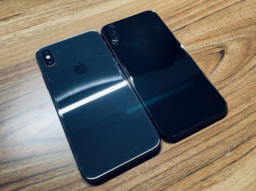 Jet Black Color iPhone X Prototype Unreleased Popular Color Choice