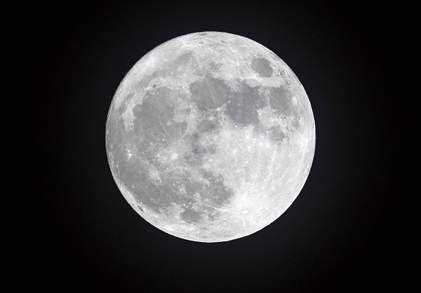 How to Capture HD Moon Photo in Samsung Galaxy S21 Ultra Using Only Your Hands-- Here's the Trick 