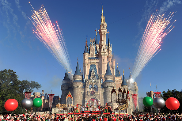 iPhone Now Acts as Contactless Ticket: How to Use Apple and Disney's New MagicMobile Pass 