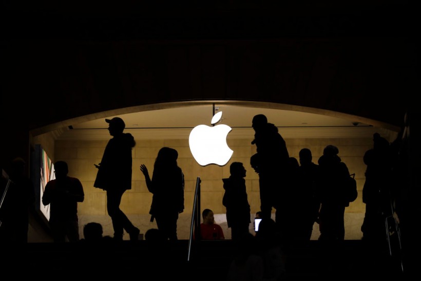 Apple's Warning On Revenue Forecast Sends Markets Down