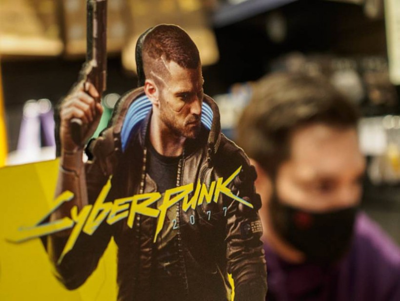cyberpunk 2077 at a game store