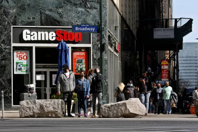 gamestop store nyc 