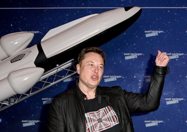 Elon Musk要求公众对SpaceX火星任务的支持