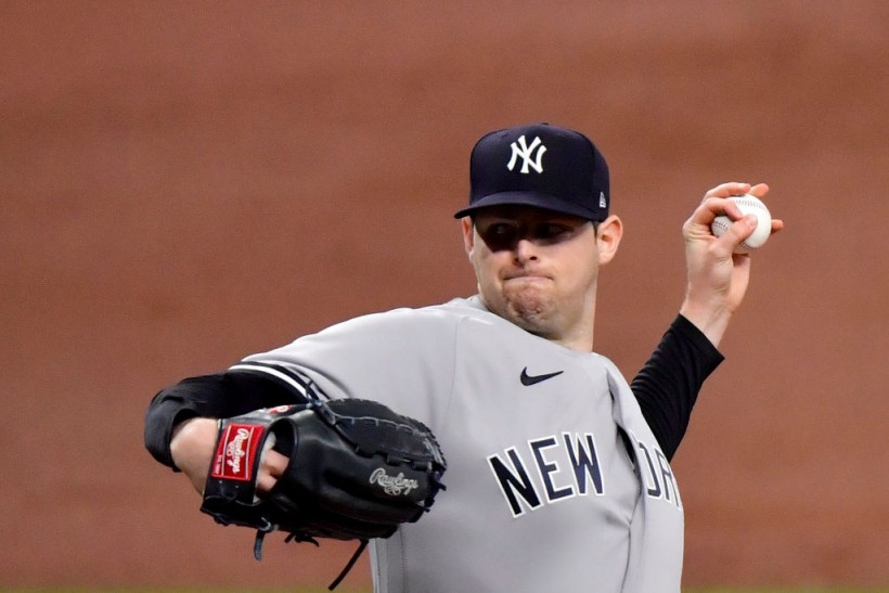 Yankees Mask Policy After COVID-19 Disease Outbreak