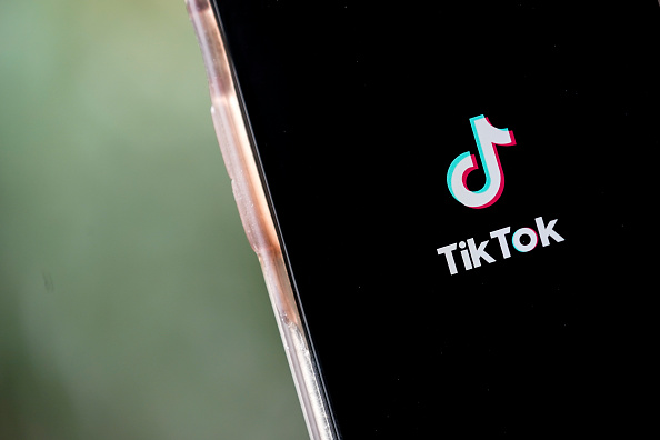 TikTok的新挑战可能危及你的整体健康:减肥舞蹈趋势的细节