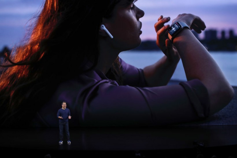 Spotify Users with Apple Watch Can Finally Listen to Music Offline 