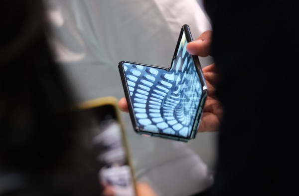 La Nouvelle Fuite D'affichage De Google Pixel Fold Indique Qu'elle Est Similaire À Samsung Galaxy Z Fold 4