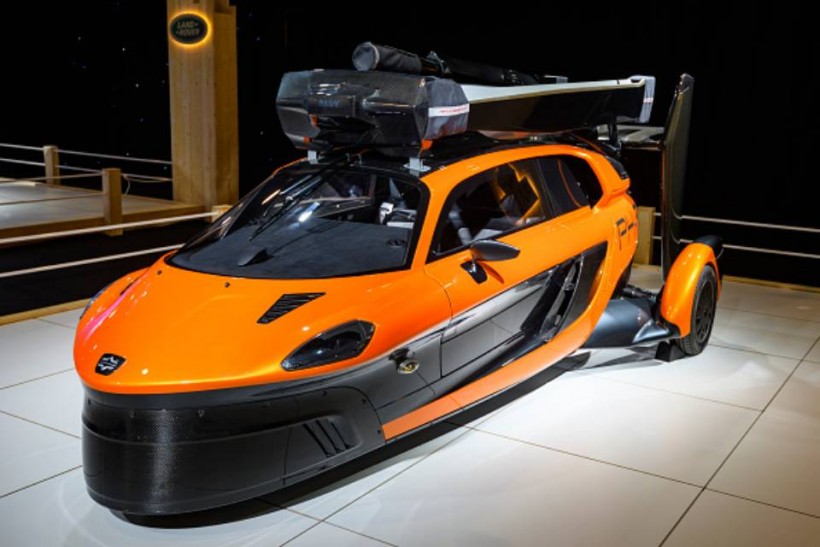 Flying car orange 