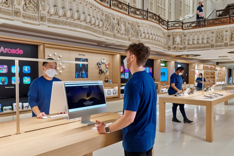 Apple Tower Theatre Retail Store