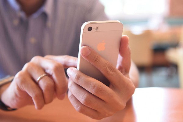 波特兰警察警告iPhone用户的特征自动拨号911年增加挂断电话