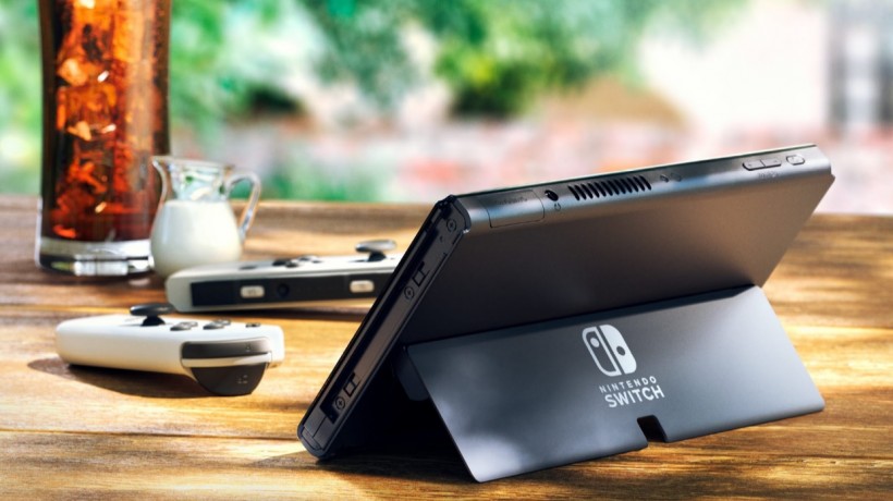 Valve Steam Deck vs Nintendo Switch OLED: From Price to Specs, Which Would You Choose?                                                                                                                  