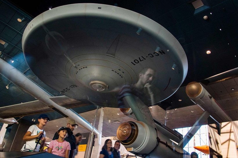Playmobil’s Star Trek USS Enterprise Unveils with an AR App—How to Pre-Order? 