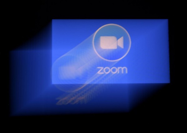 Video Meetings: Some People Love Seeing Their Reflection During Zoom, Google Calls, Study Claims 