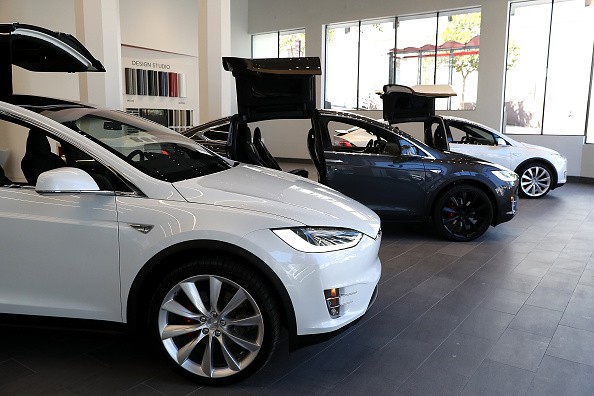 Tesla Mobile Repair and Service Centers