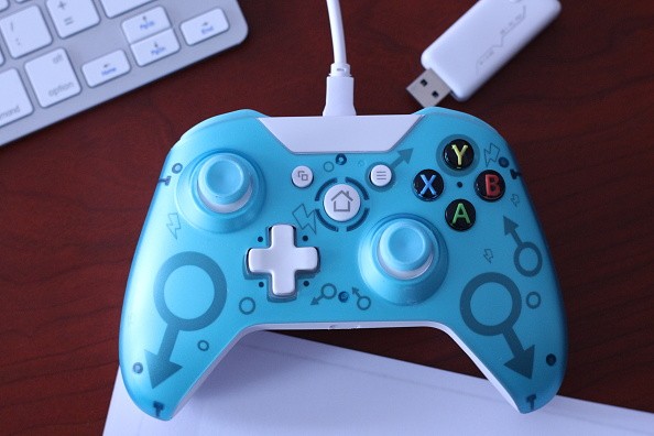 Controller wired 