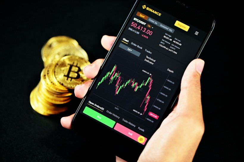 Cryptocurrency Investors Rally Amid Binance Fiasco-Why?
