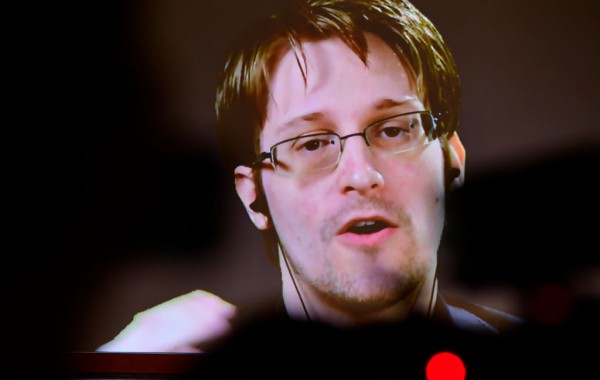 Apple CSAM Detection Tool a “Disaster-in-the-Making,” Edward Snowden Says 