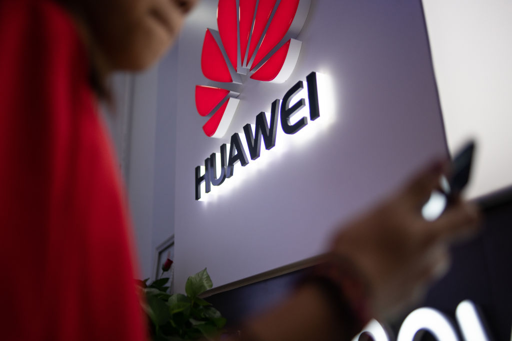 Huawei Redesigned 13,000 Components, 4,000 Circuit Boards to Evade US Sanctions